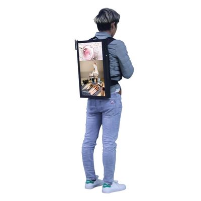 Signage цифров экрана касания LCD рюкзака GPS человеческий идя рекламируя дисплей